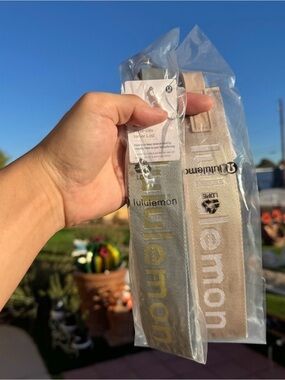 Lululemon Key/Bag Strap Duo in Beige and Light Gray